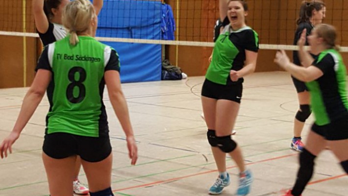Säckinger Volleyballerinnen gewinnen überraschend gegen Tabellenzweiten TV Waldkirch